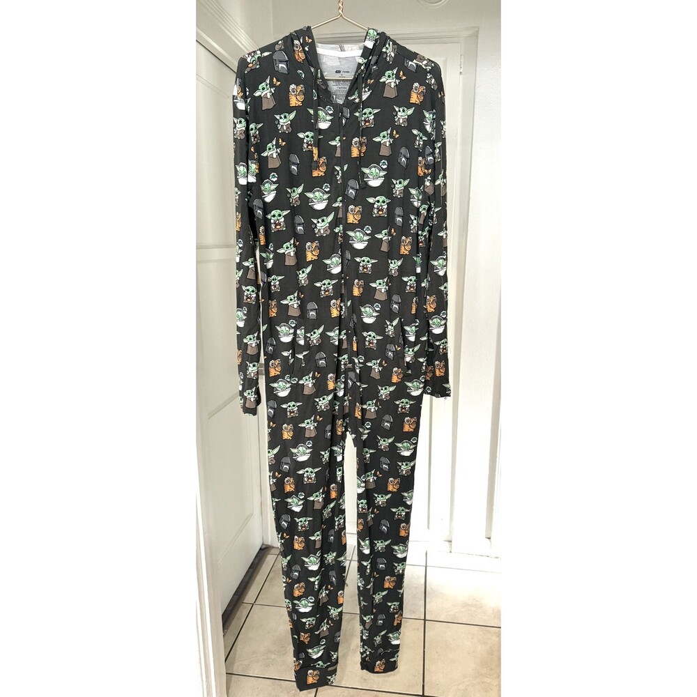 MeUndies Star Wars Yoda "The Child" Zip One Piece Hooded Pajamas Unisex Size M/L